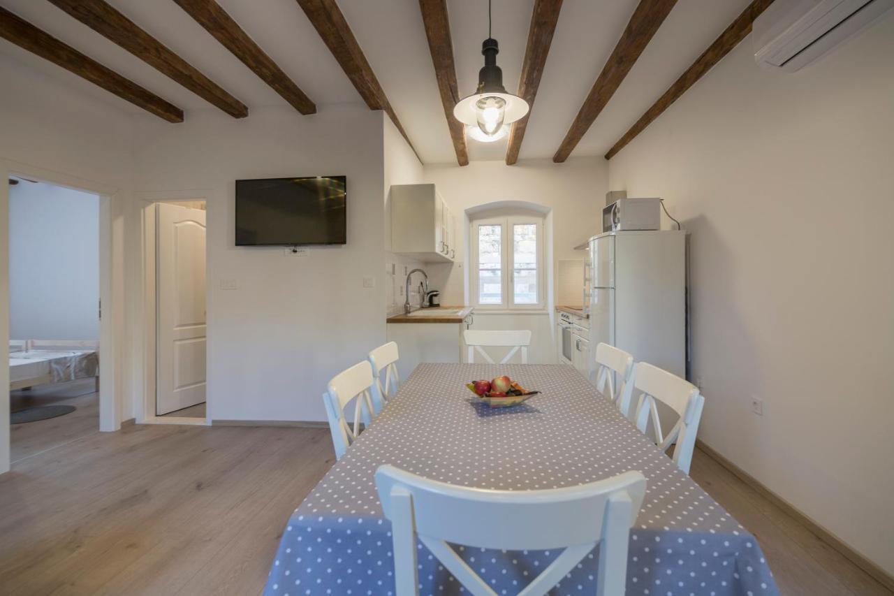 Apartments Bepi Komiža المظهر الخارجي الصورة