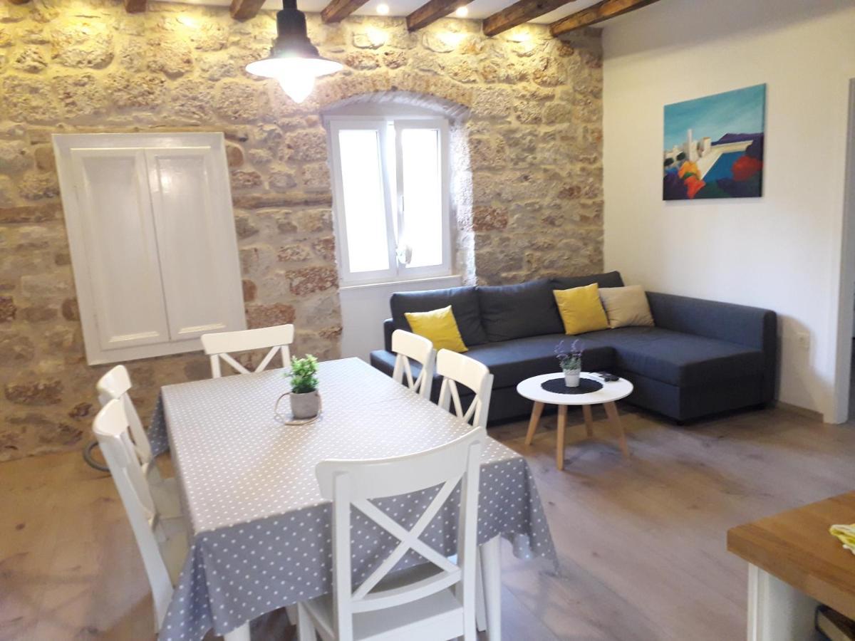 Apartments Bepi Komiža المظهر الخارجي الصورة