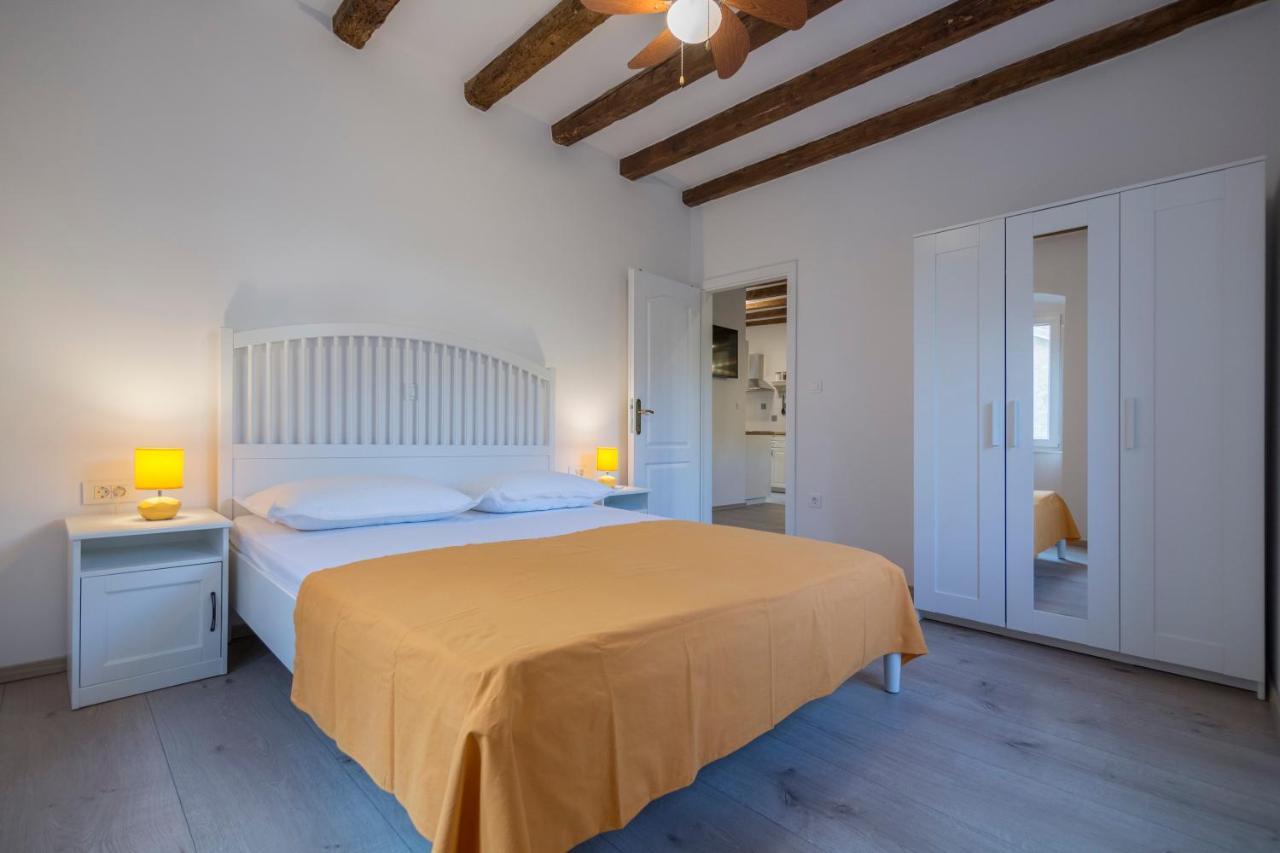 Apartments Bepi Komiža المظهر الخارجي الصورة