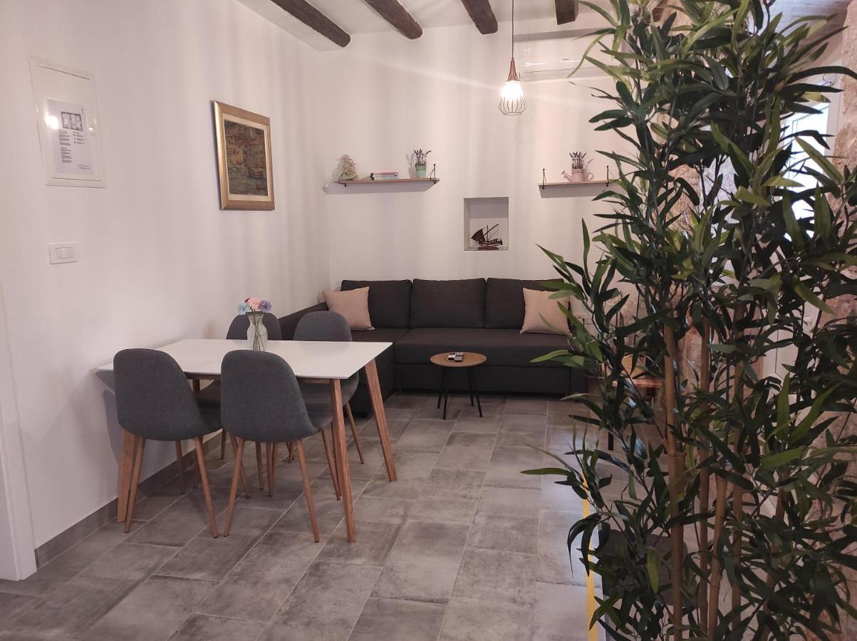 Apartments Bepi Komiža المظهر الخارجي الصورة