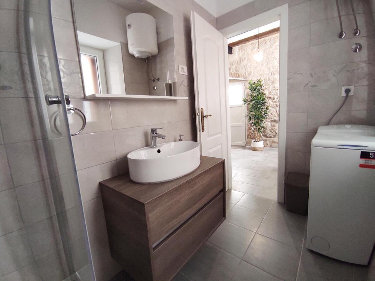 Apartments Bepi Komiža المظهر الخارجي الصورة